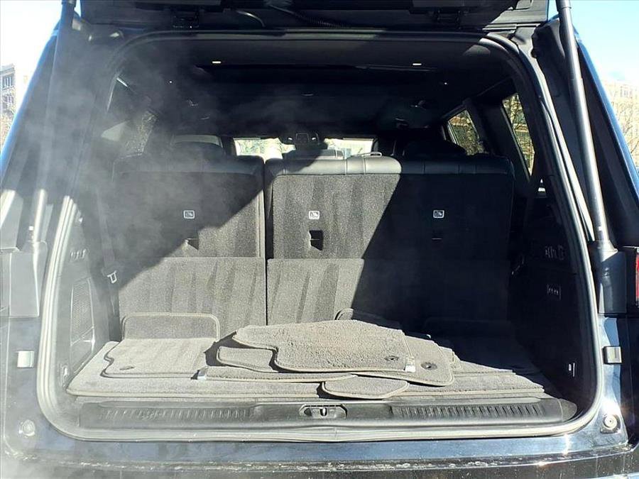 Used 2022 Jeep Wagoneer Series III w/ Premium Group I image 9