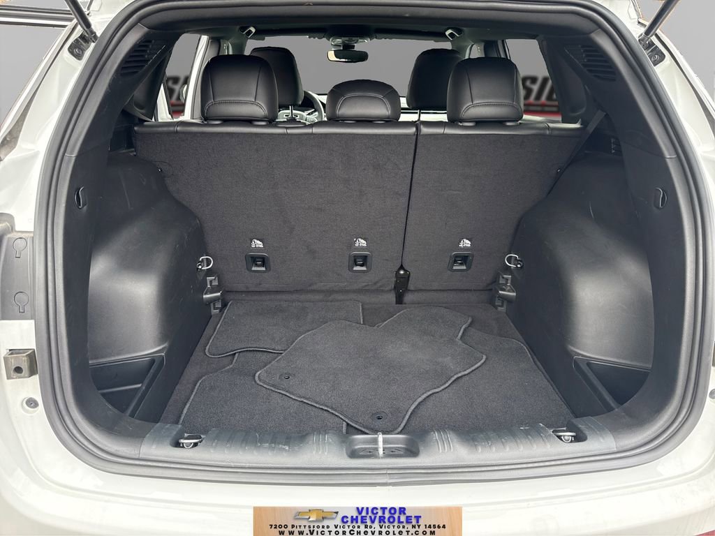 Used 2025 Jeep Compass Limited image 11