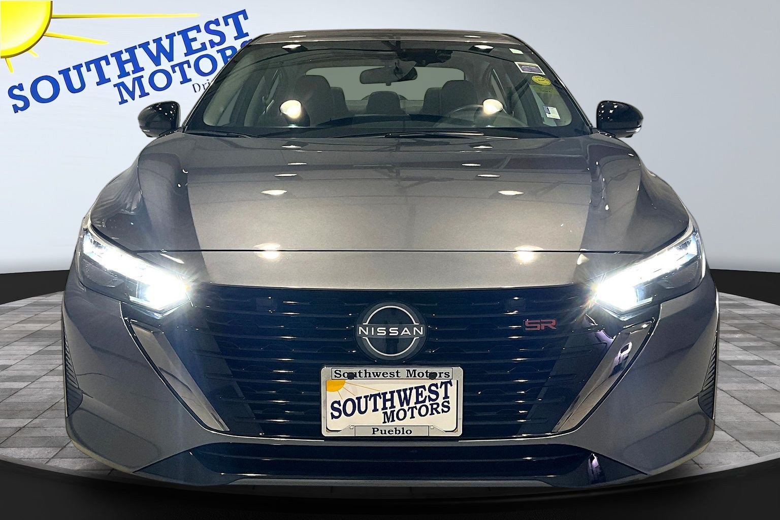 Used 2024 Nissan Sentra SR w/ SR Premium Package FWD image 2