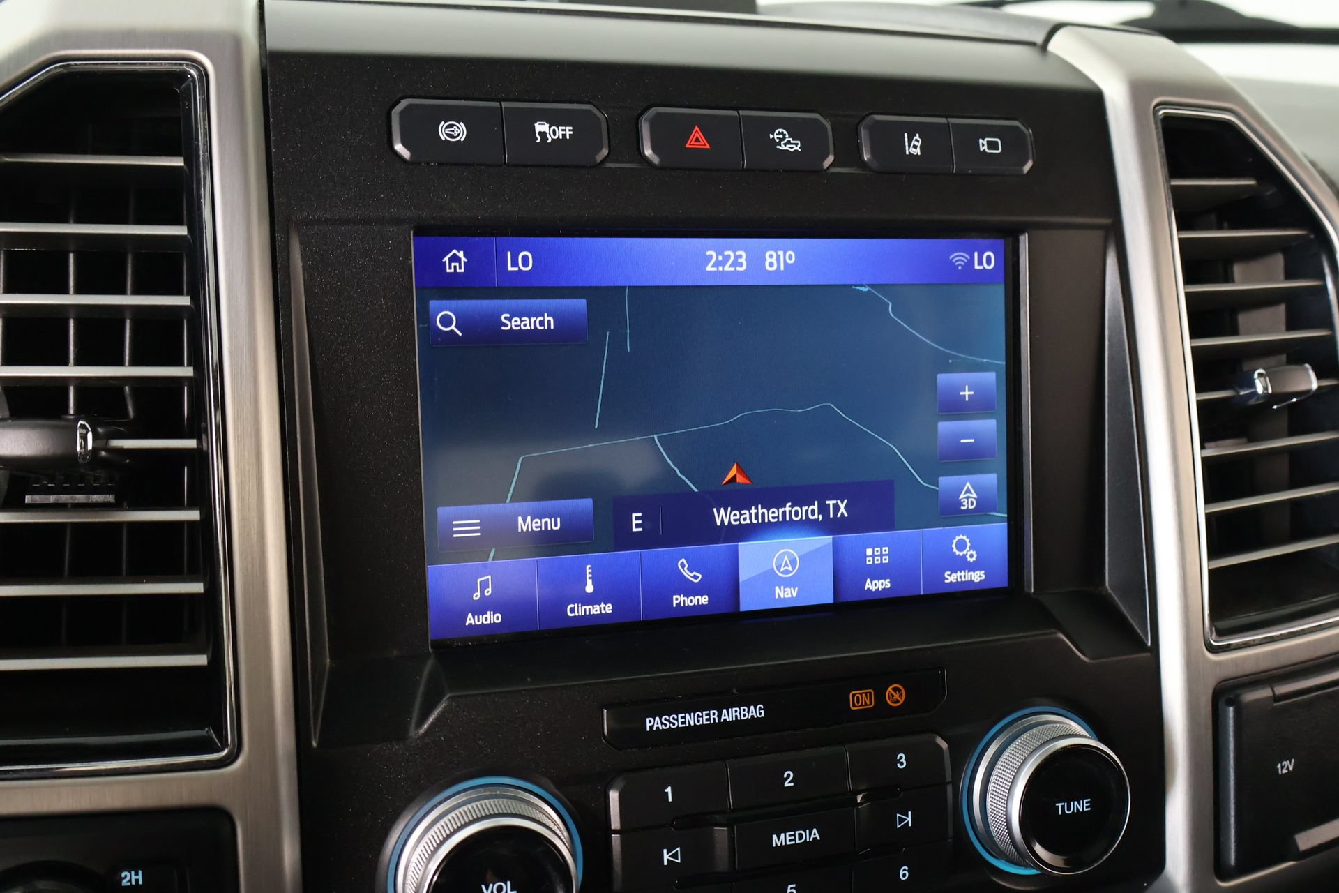 Used 2021 Ford F250 Platinum w/ Tremor Off-Road Package AWD/4WD image 7