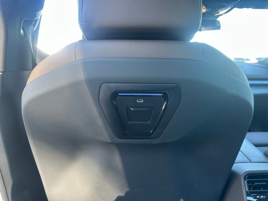 Certified 2025 BMW 530i image 25