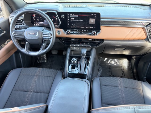 Used 2025 GMC Canyon AT4 AWD/4WD image 16