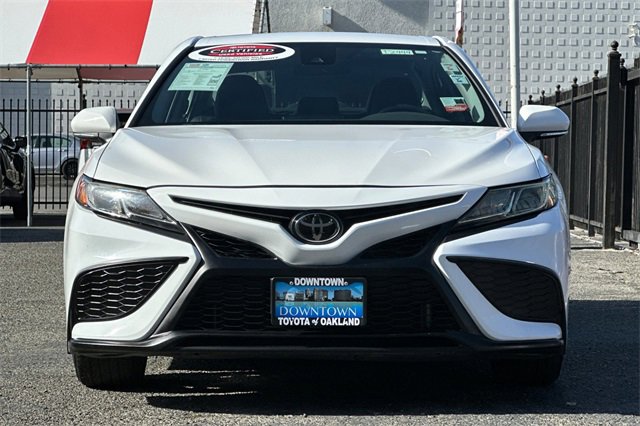 Used 2024 Toyota Camry SE image 9