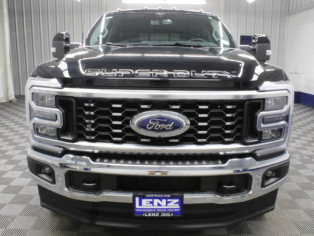 Used 2024 Ford F350 Lariat w/ FX4 Off-Road Package AWD/4WD image 57