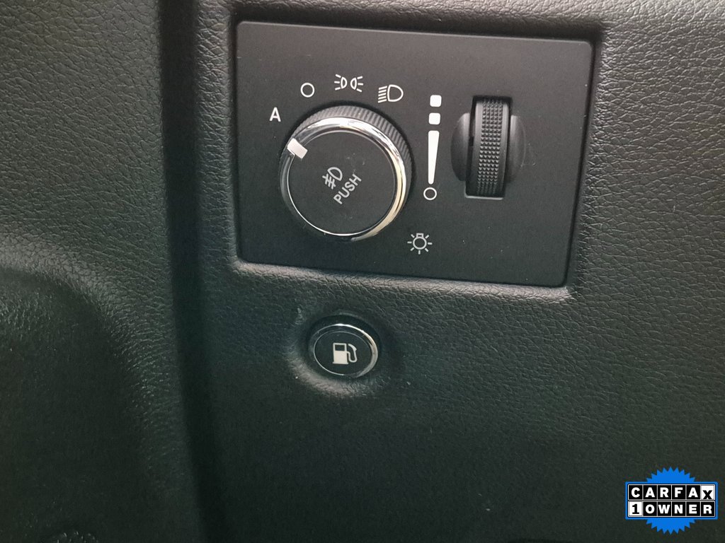 Used 2021 Jeep Grand Cherokee Limited w/ Sun & Sound Group image 16