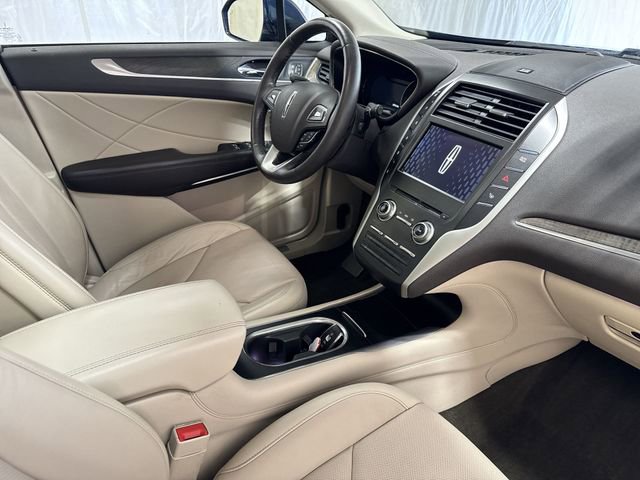 Used 2019 Lincoln MKC Reserve image 29