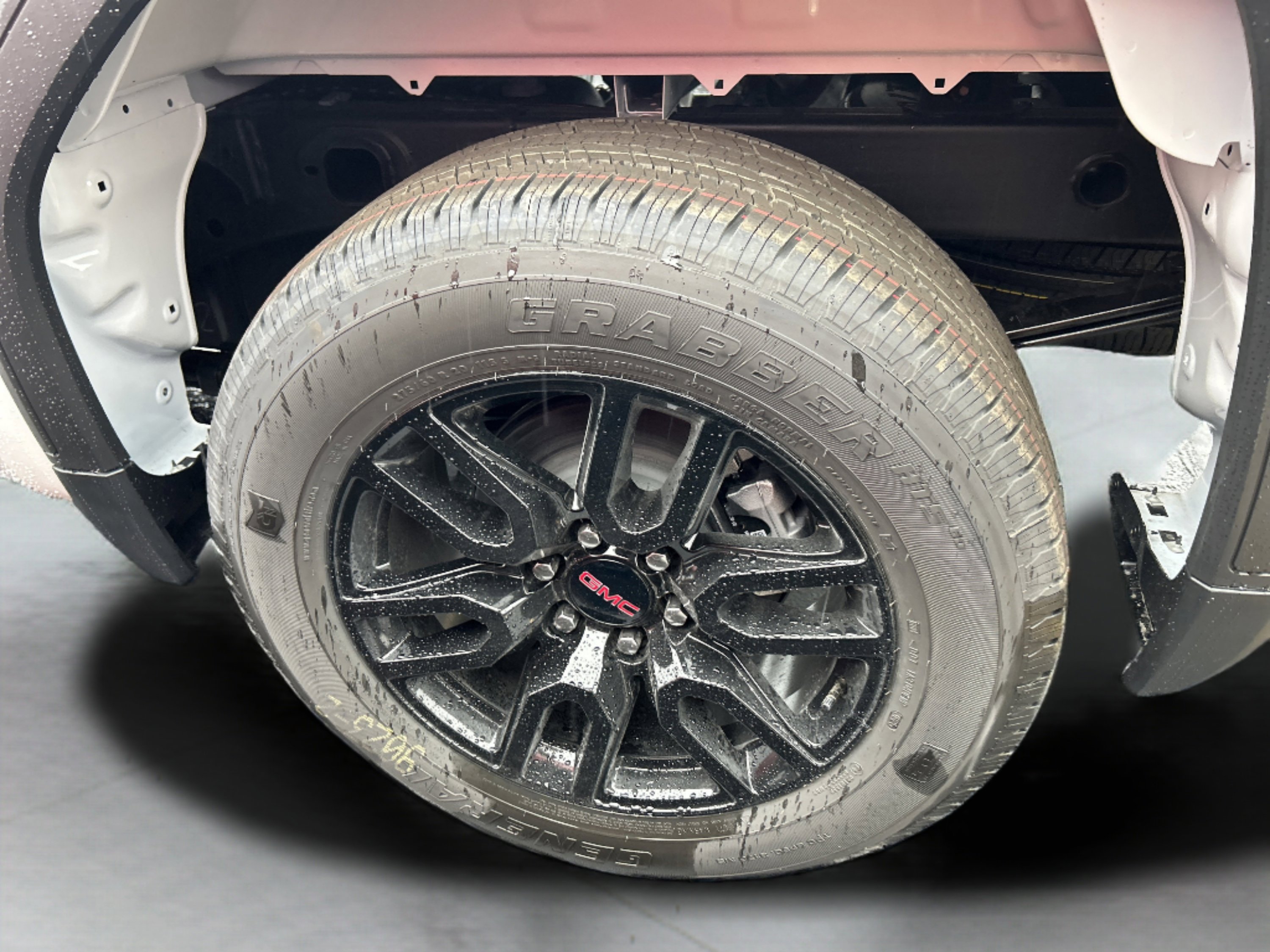 New 2026 GMC Sierra 1500 Elevation image 10