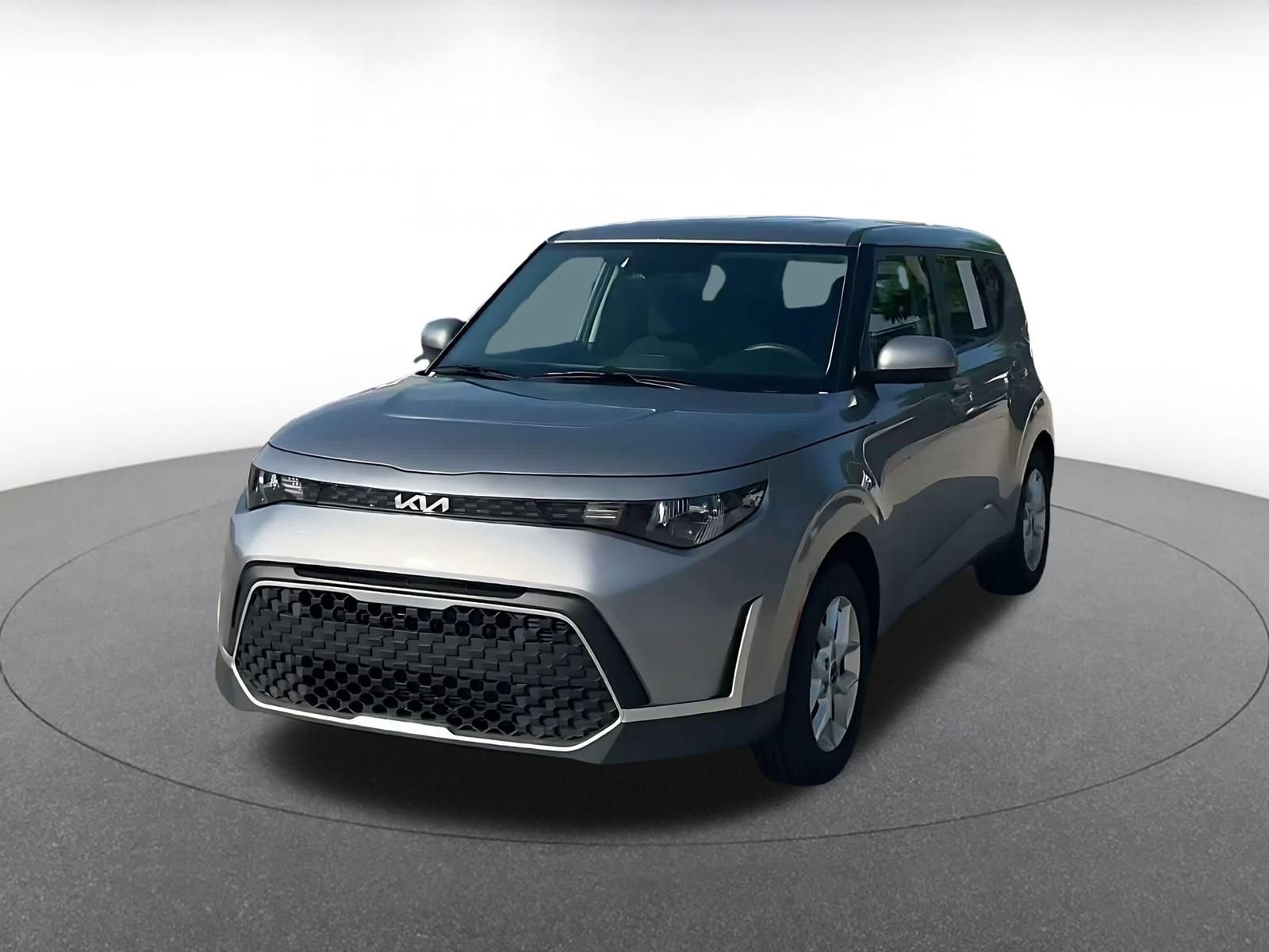 Used 2025 Kia Soul LX w/ LX Technology Package FWD image 6