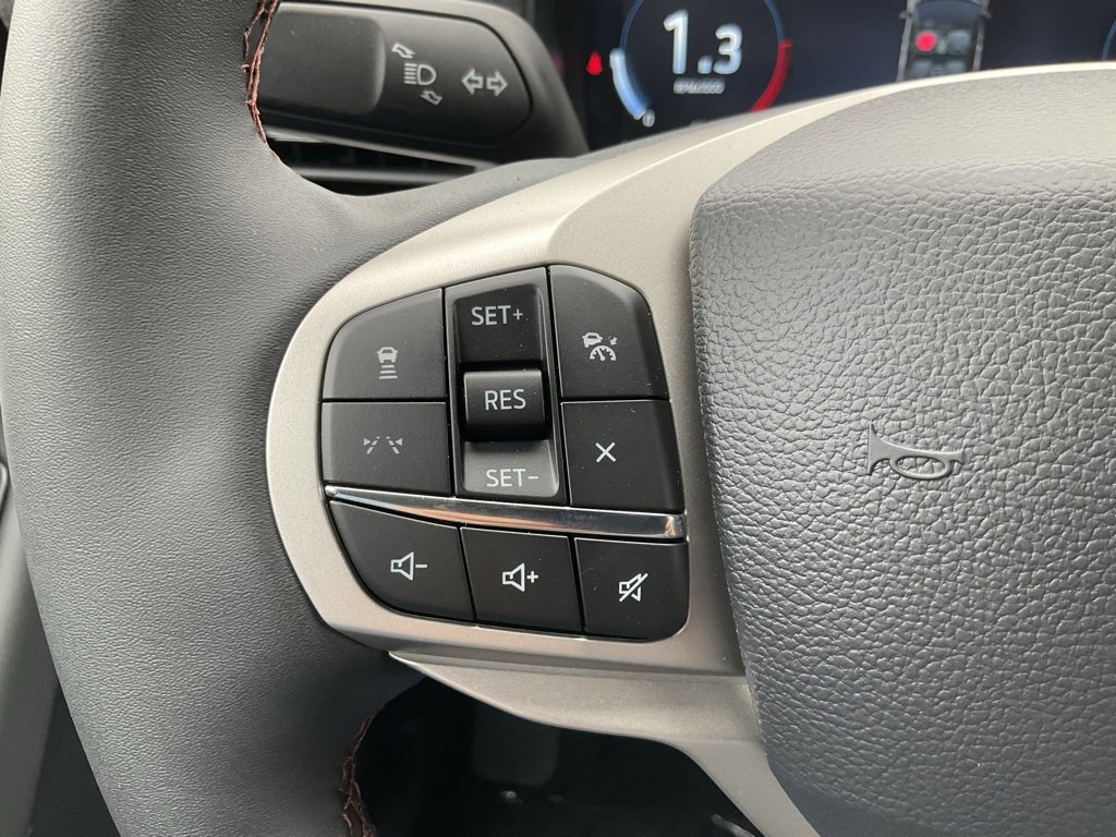 New 2026 Ford Explorer Active image 5