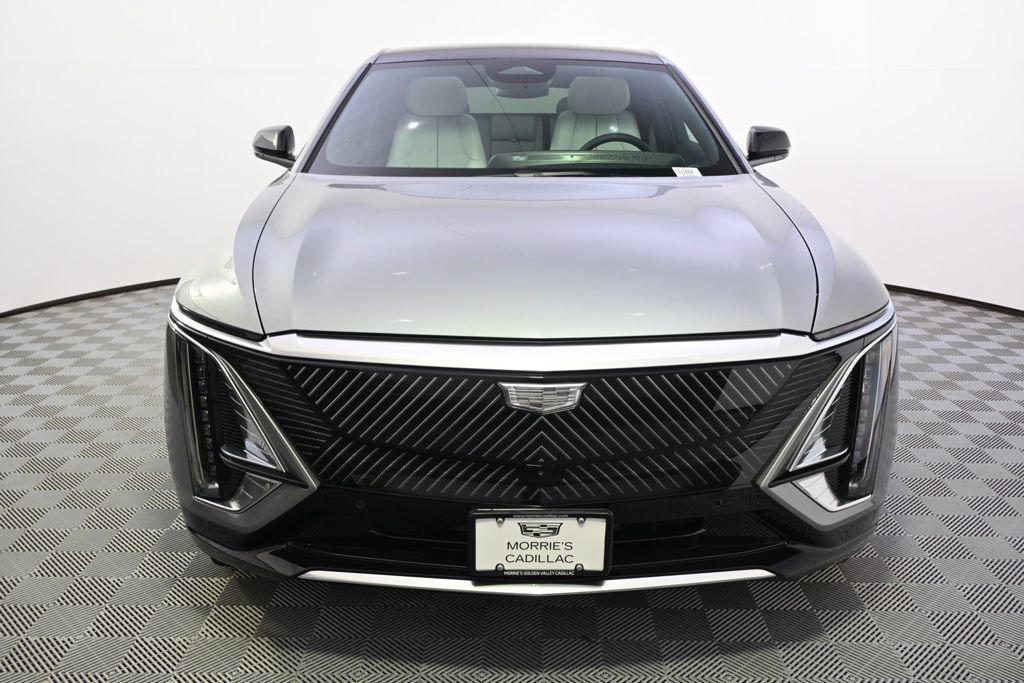 New 2026 Cadillac Lyriq Luxury AWD/4WD image 10