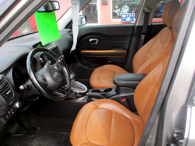 Used 2016 Kia Soul ! w/ Premium Package image 11