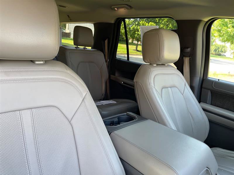 Used 2018 Ford Expedition Max Limited AWD/4WD image 60