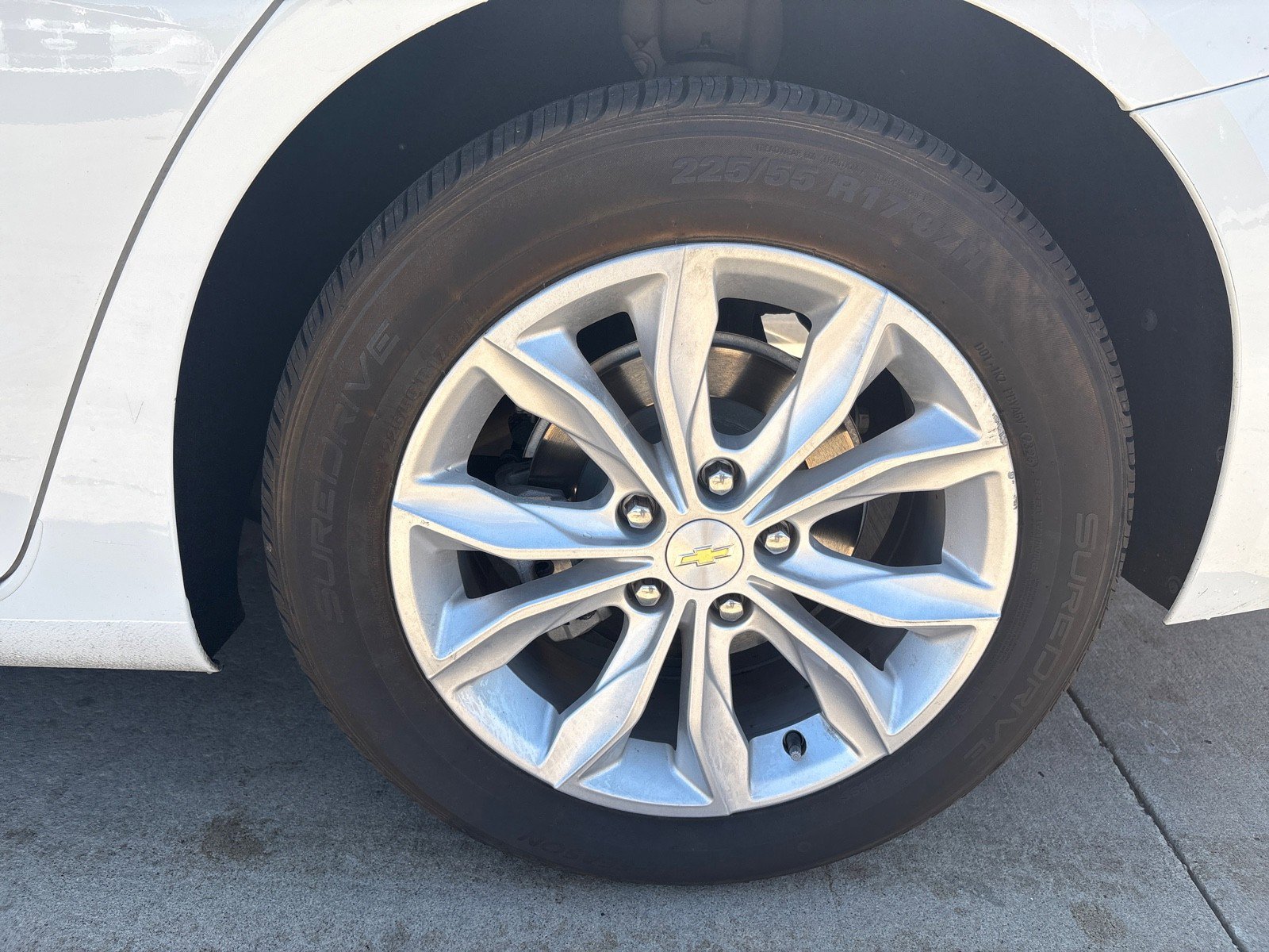 Used 2024 Chevrolet Malibu LT FWD image 11