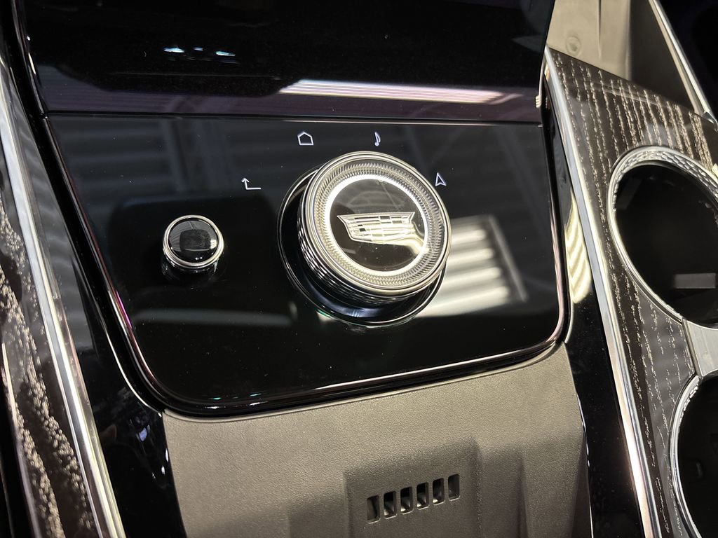 New 2025 Cadillac Escalade IQ Luxury 1 image 44