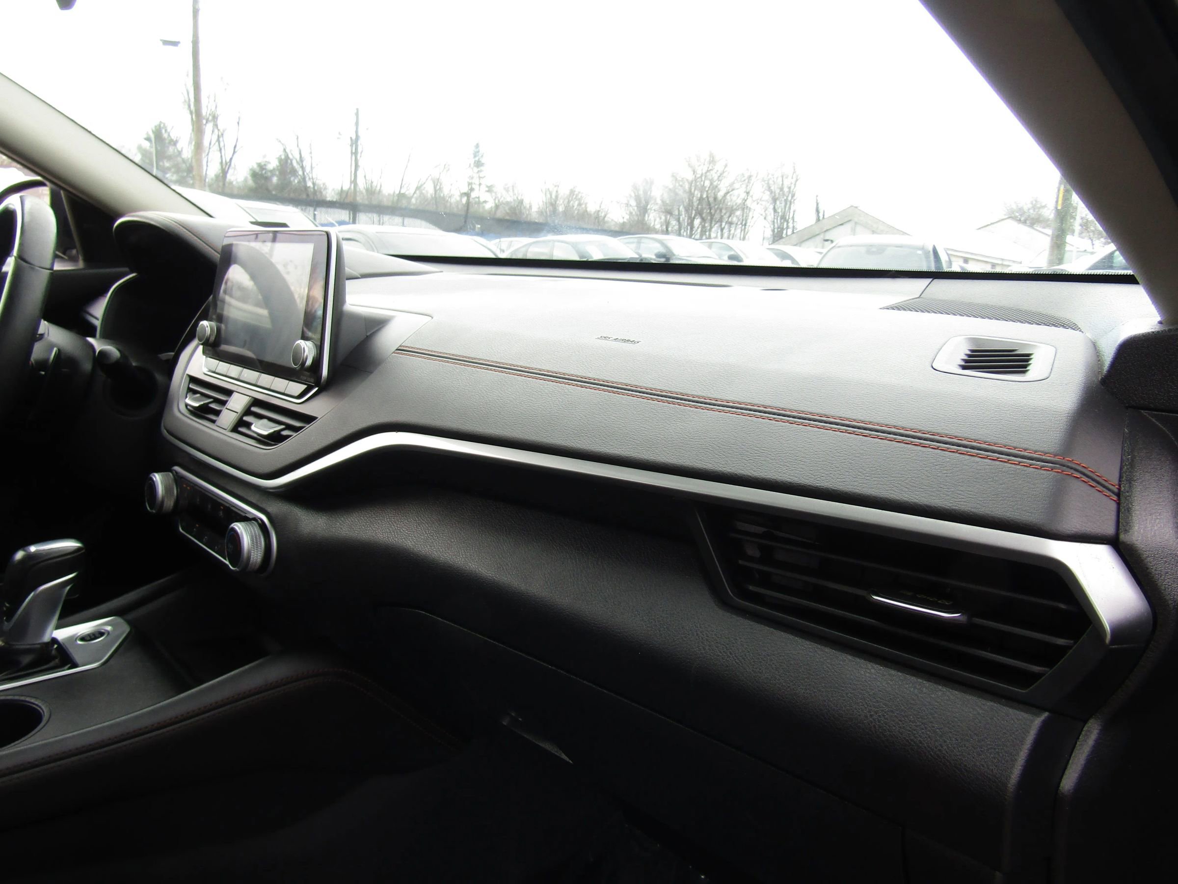 Used 2019 Nissan Altima 2.5 SR w/ SR Premium Package image 15