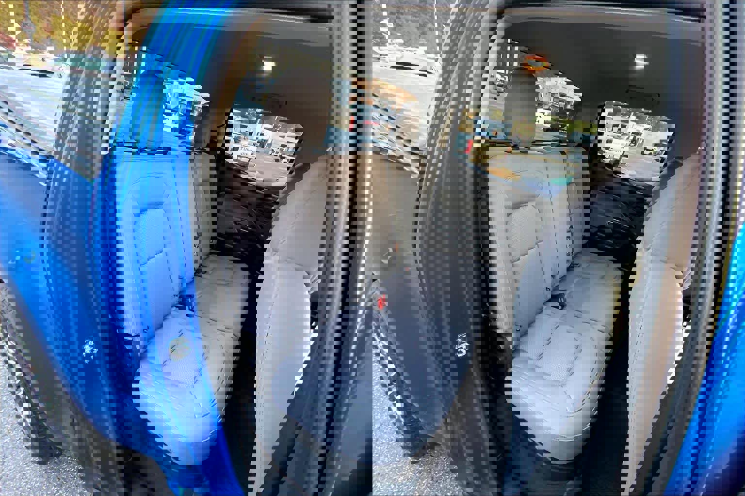 Used 2022 Chevrolet Colorado W/T w/ Custom Special Edition image 19