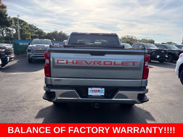Used 2024 Chevrolet Silverado 1500 LT AWD/4WD image 5