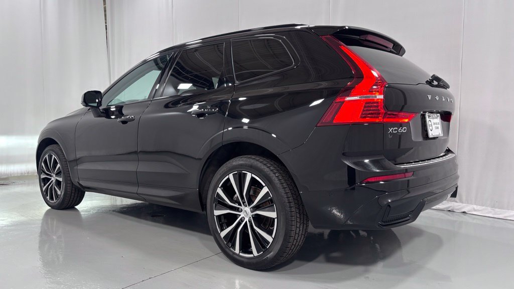 Certified 2024 Volvo XC60 B5 Plus w/ Protection Package Premier AWD/4WD image 8