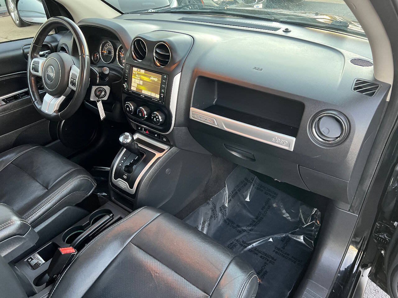 Used 2017 Jeep Compass High Altitude AWD/4WD image 28