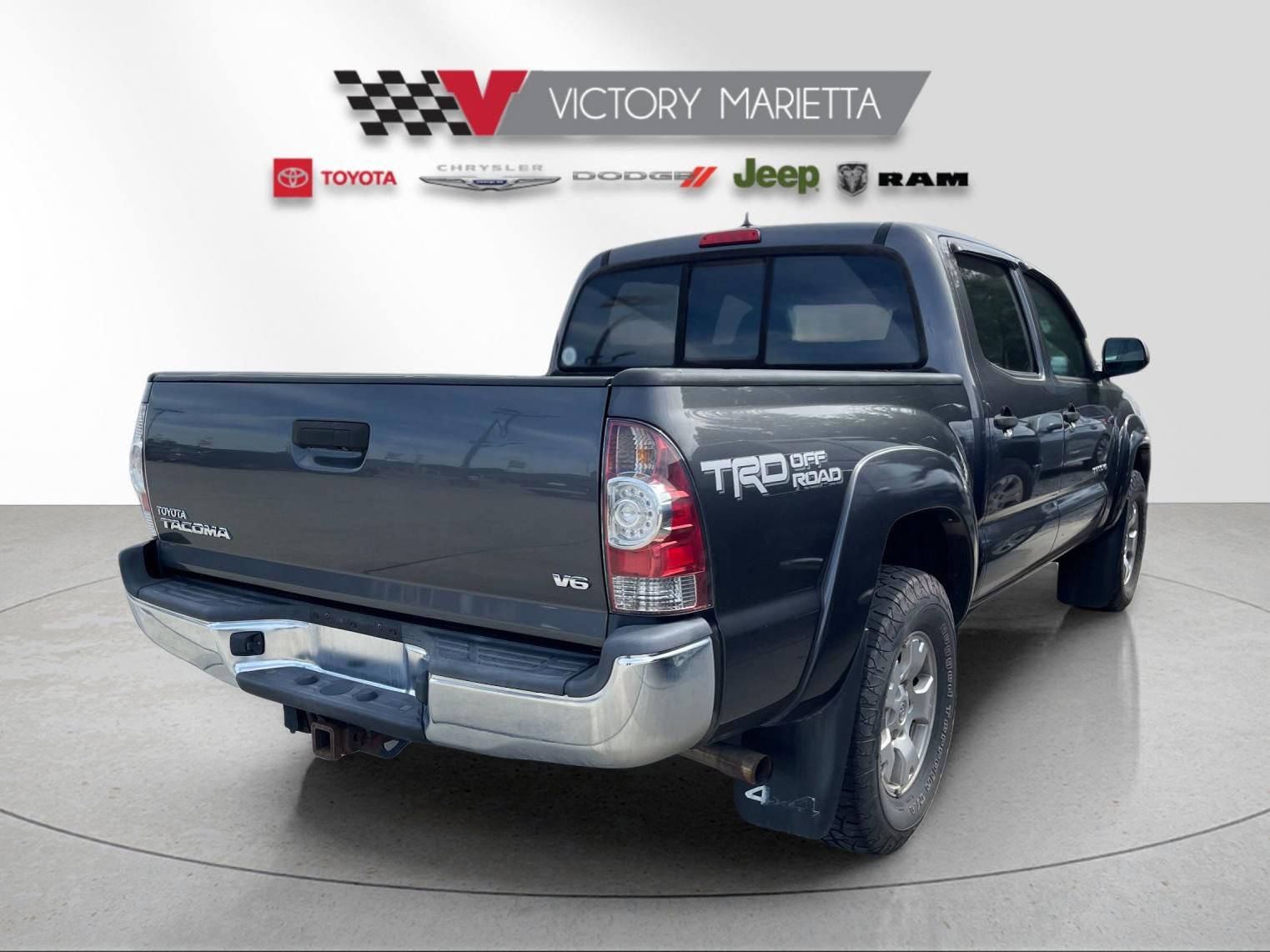 Used 2015 Toyota Tacoma 4x4 Double Cab w/ TRD Off-Road Package image 4