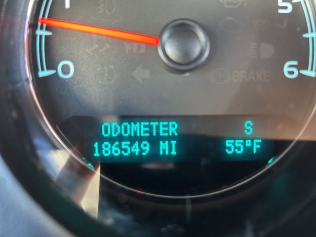 Used 2012 Chevrolet Suburban LT image 33