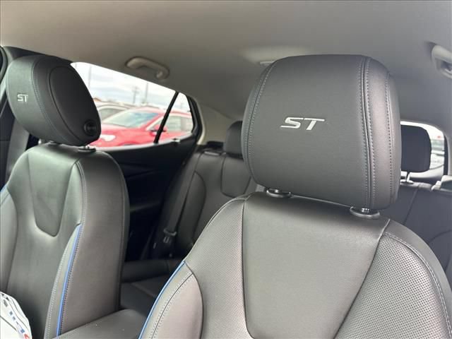 New 2026 Buick Encore GX Sport Touring w/ Advanced Technology Package FWD image 27