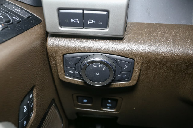 Used 2022 Ford F350 King Ranch w/ King Ranch Ultimate Package AWD/4WD image 34