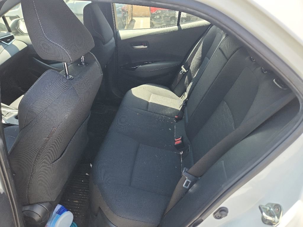 Used 2023 Toyota Corolla SE w/ SE Premium Package FWD image 11