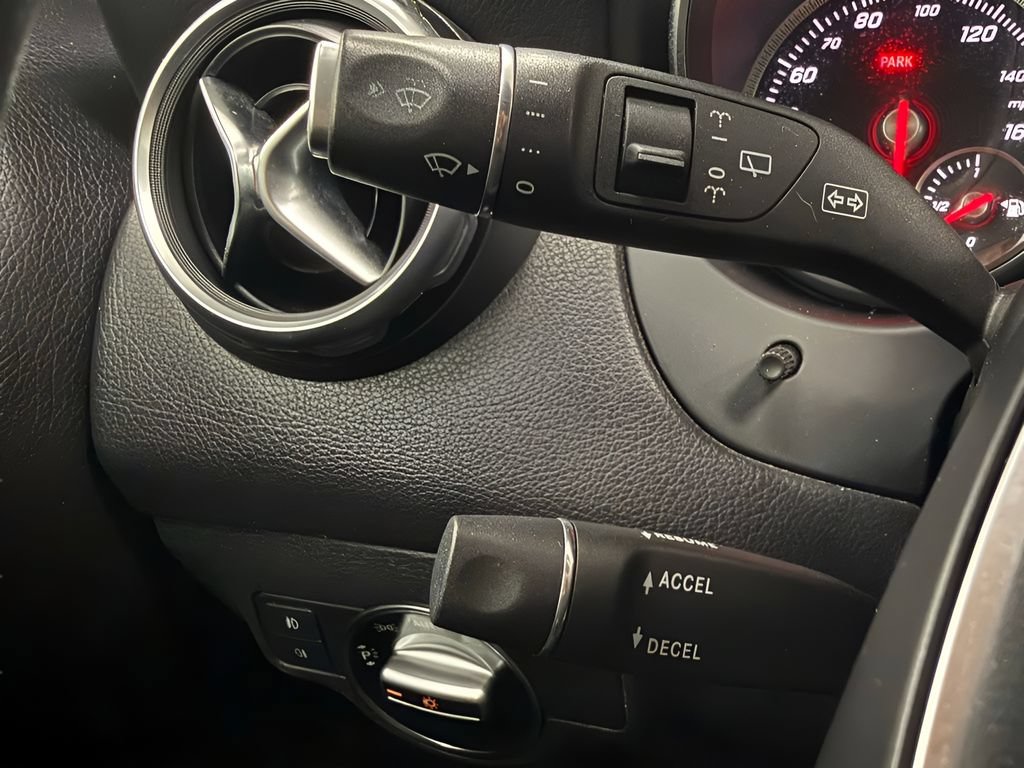 Used 2018 Mercedes-Benz GLA 250 4MATIC image 20