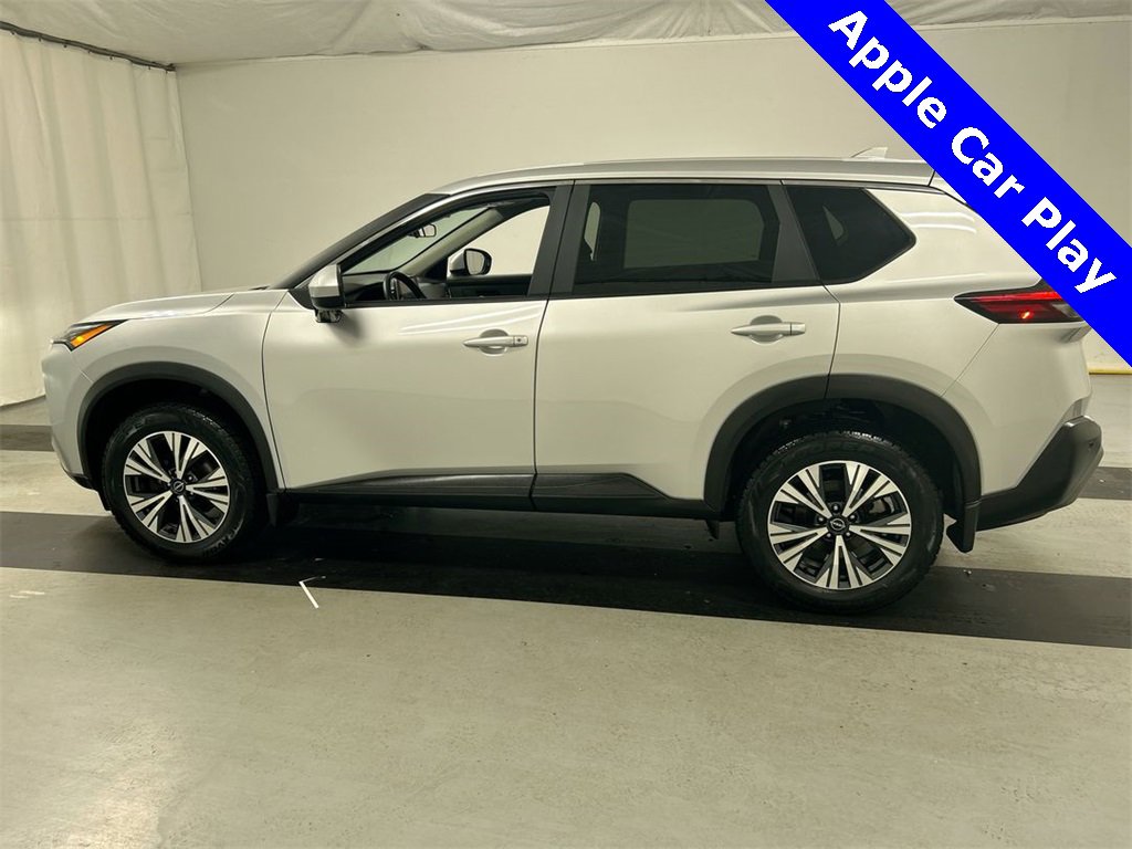 Used 2023 Nissan Rogue SV image 6