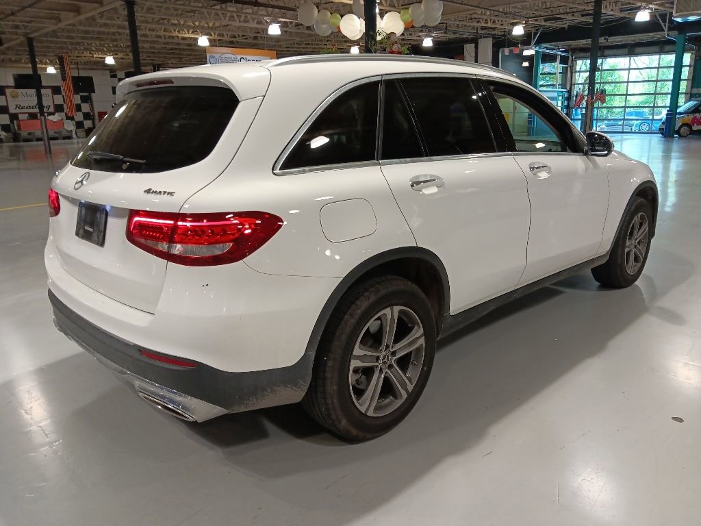 Used 2019 Mercedes-Benz GLC 300 4MATIC image 6