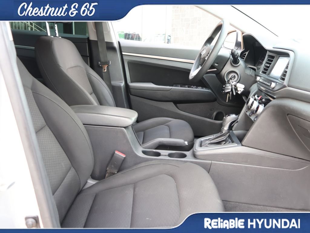 Used 2019 Hyundai Elantra SEL w/ Cargo Package image 10