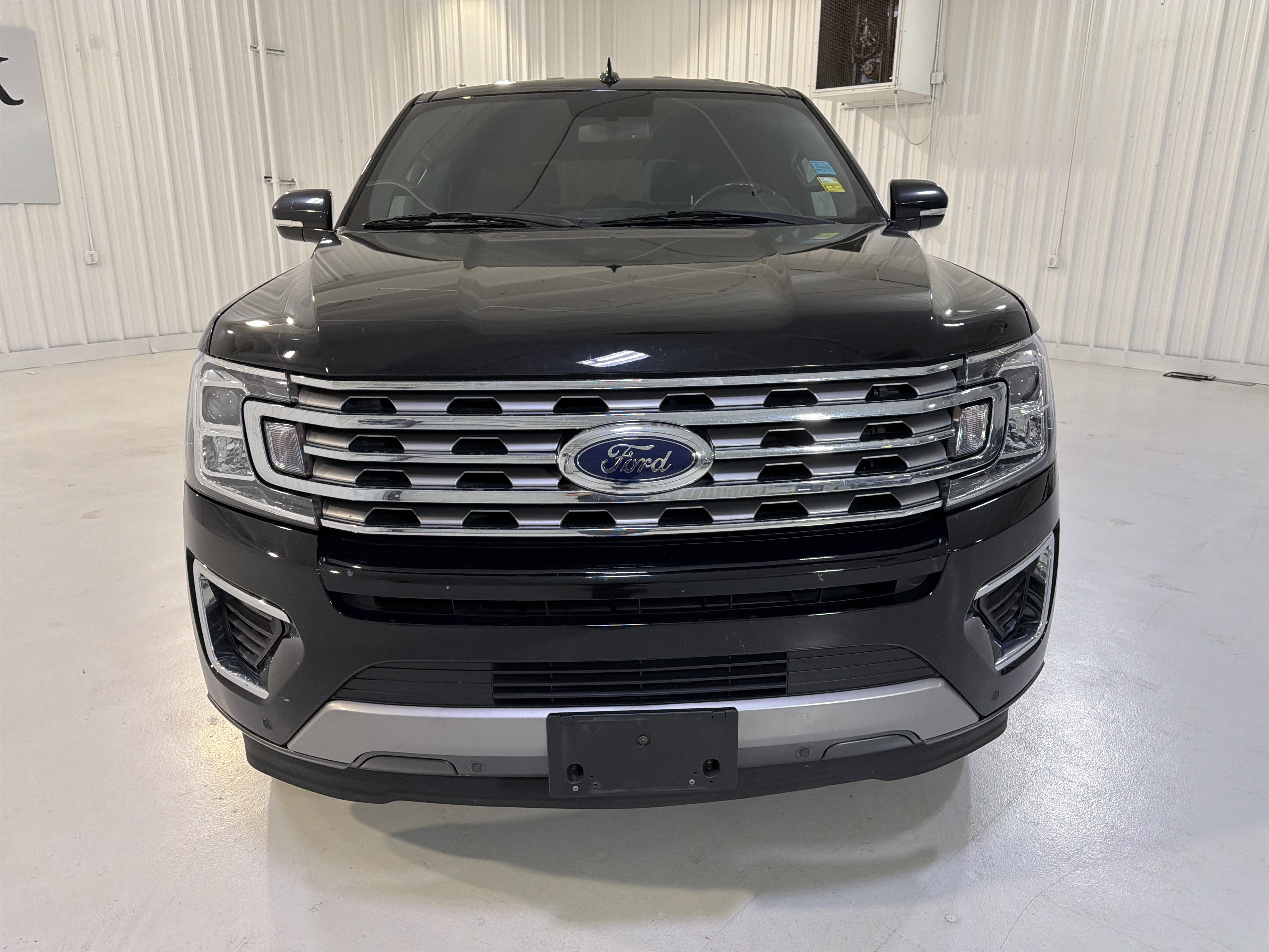 Used 2019 Ford Expedition Limited RWD image 8