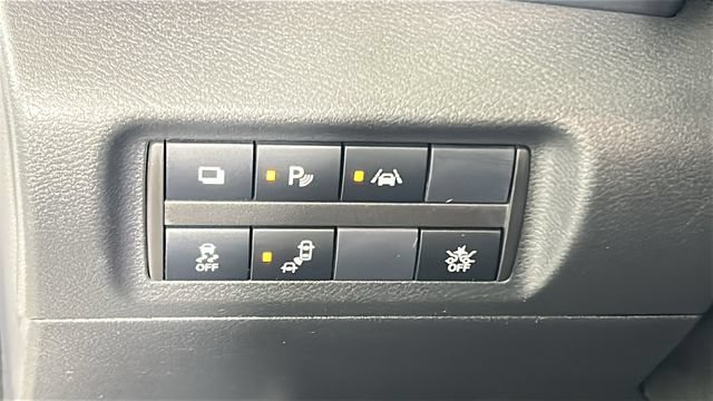 Used 2024 Nissan Kicks S FWD image 20