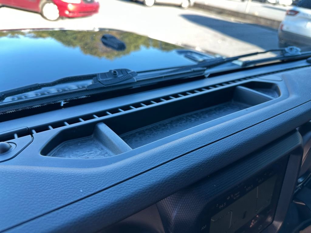 Used 2019 Jeep Wrangler Sport S image 27