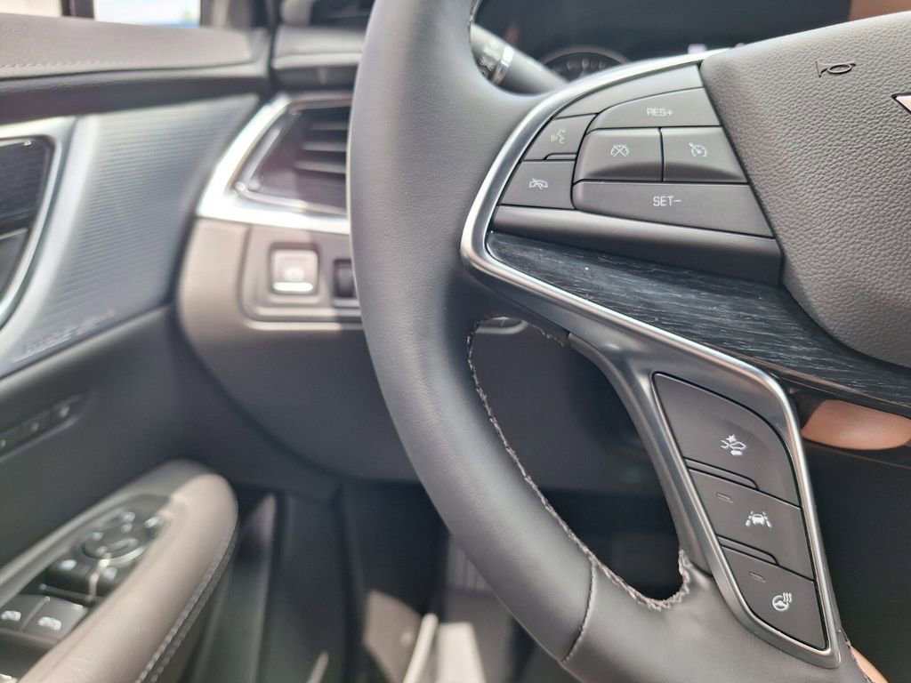 New 2026 Cadillac XT5 Premium Luxury w/ Driver Assist Package FWD image 17