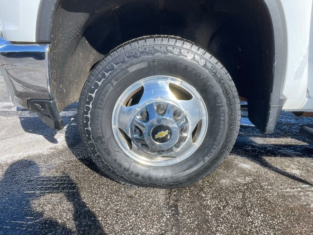 Used 2020 Chevrolet Silverado 3500 LTZ w/ LTZ Convenience Package AWD/4WD image 32