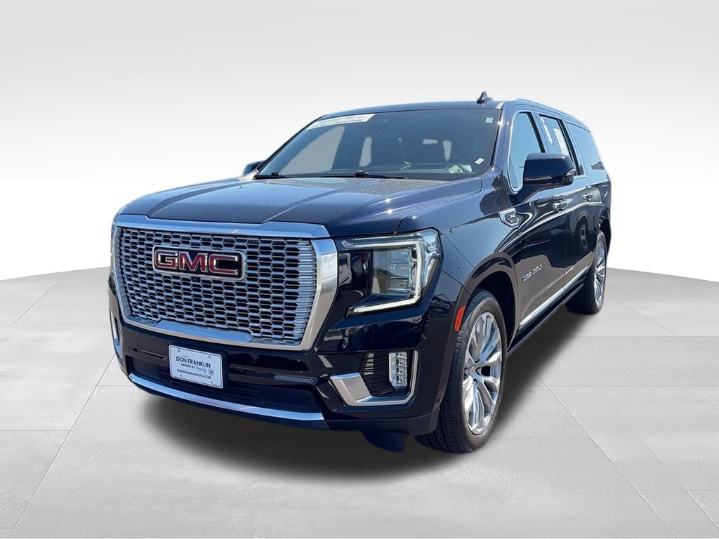 Used 2024 GMC Yukon XL Denali w/ Denali Reserve Package AWD/4WD image 4