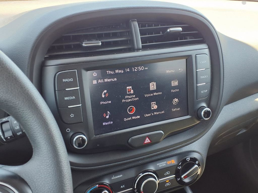 Used 2023 Kia Soul LX FWD image 7