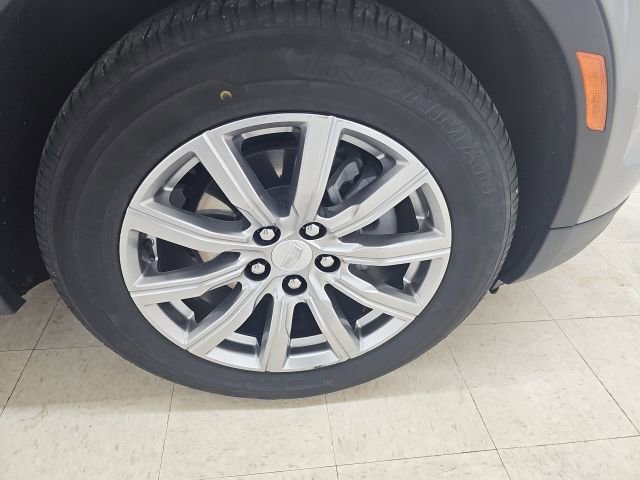 Used 2023 Cadillac XT4 Premium Luxury AWD/4WD image 8