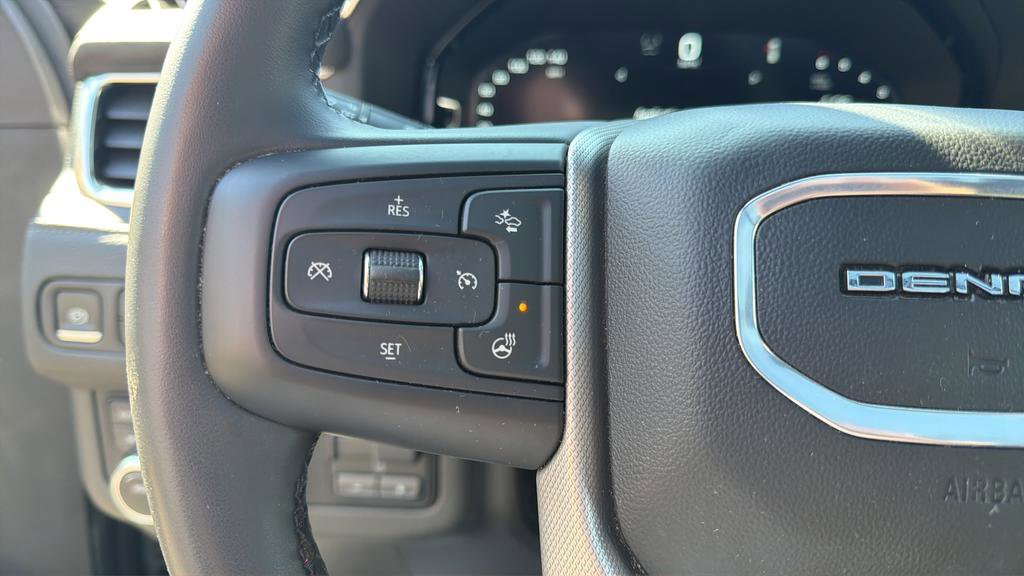 Used 2023 GMC Yukon Denali w/ LPO, Floor Liner Package image 25