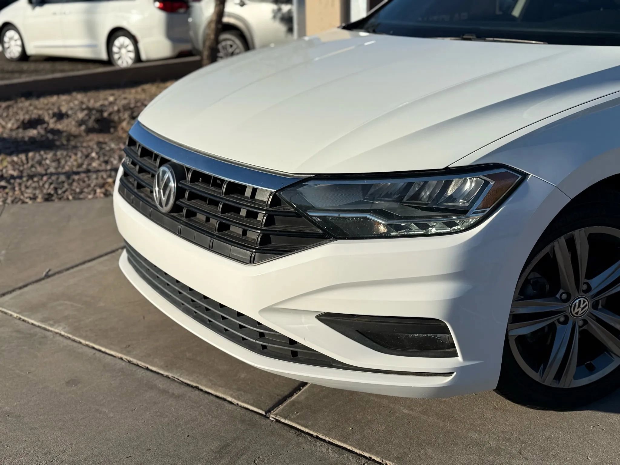 Used 2020 Volkswagen Jetta SE image 2