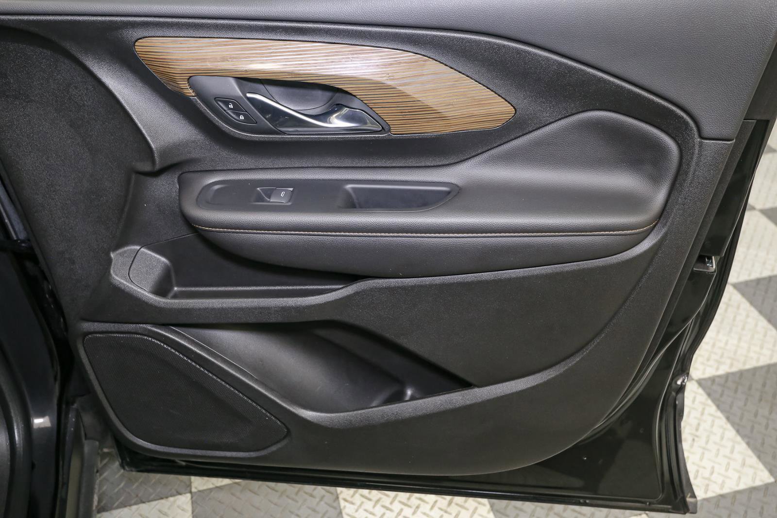 Used 2019 GMC Terrain SLE w/ Driver Convenience Package image 22