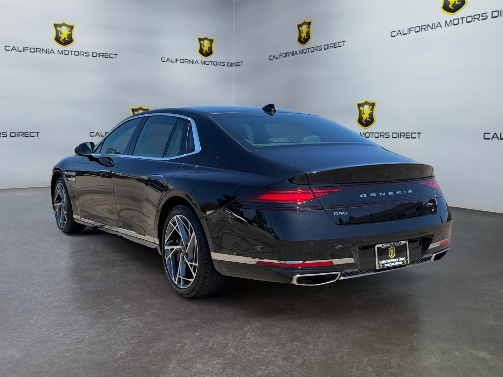 Used 2025 Genesis G90 3.5T AWD/4WD image 7