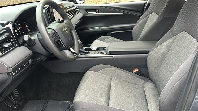 Used 2025 Toyota Camry LE image 22
