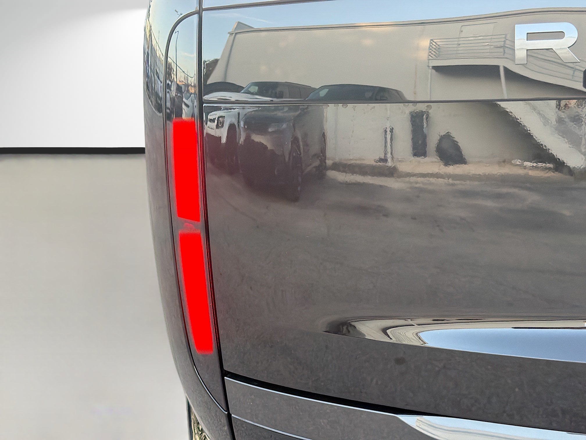 New 2026 Land Rover Range Rover Autobiography AWD/4WD image 10