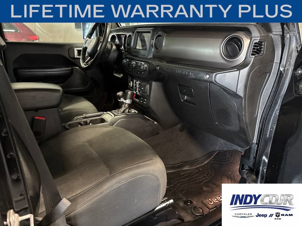 Used 2018 Jeep Wrangler Unlimited Sport S AWD/4WD image 14