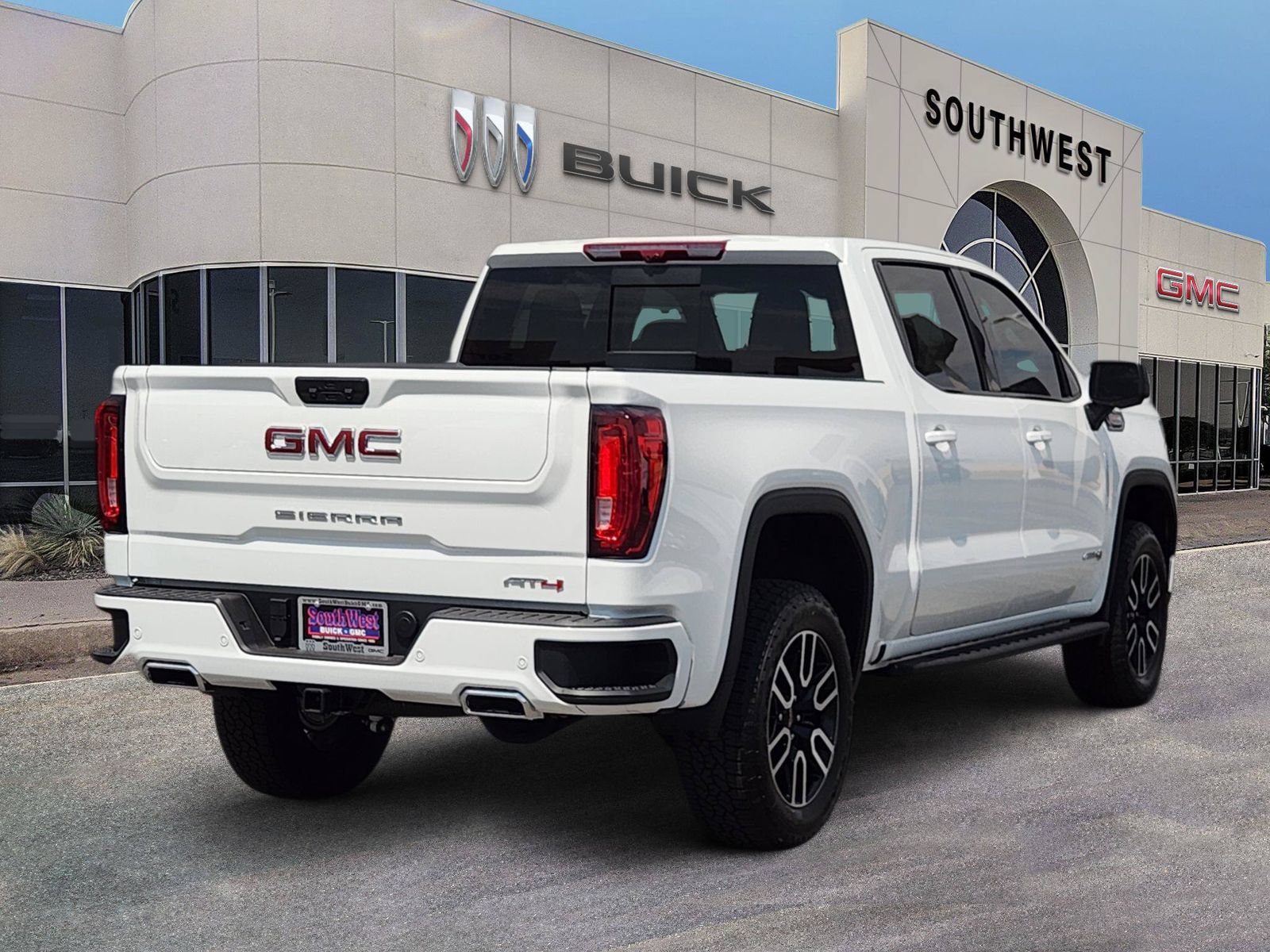 New 2026 GMC Sierra 1500 AT4 w/ AT4 Premium Package AWD/4WD image 5