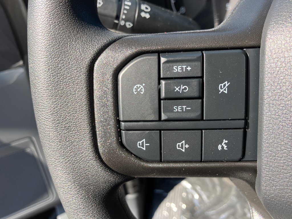 New 2026 Ford F250 XL w/ STX Appearance Package AWD/4WD image 17