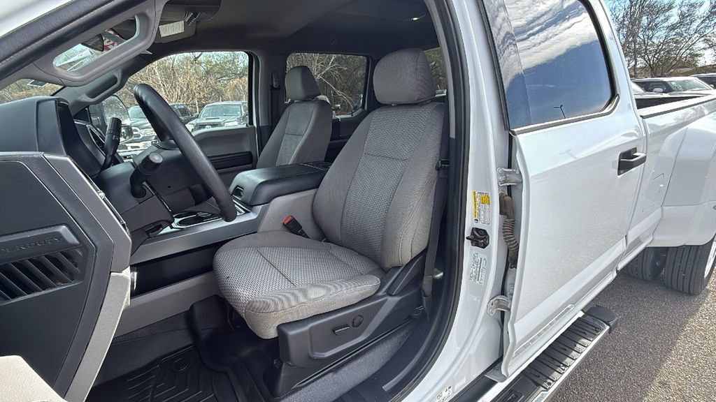 Used 2022 Ford F450 XLT w/ XLT Value Package image 12